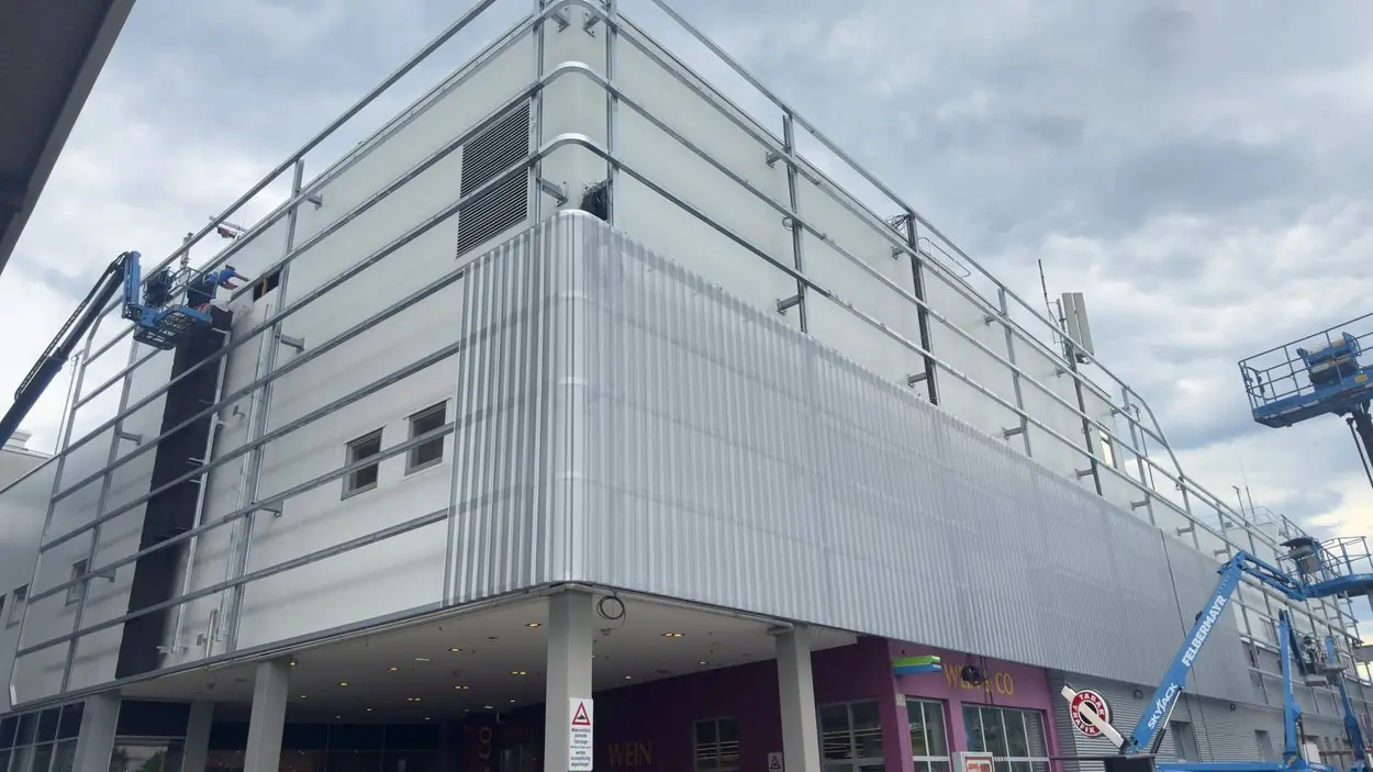 Bravarija i fasade — Fasadna potkonstrukcija, Shopping City Seiersberg